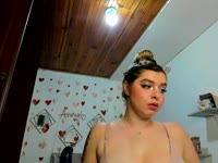 I am a very daring girl, with a touch of mystery and a captivating smile that will invite you to curiosity and sensuality. Discover my most interesting and charming side in every interaction.