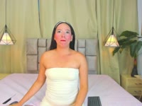 My name is aura , I am a very respectful Latin girl ☀️ with brown hair, with a beautiful and curvy body that reflects all my natural sensuality. My skin has that warm Latin glow and my smile can go from cute to very naughty in seconds. I have an intense, confident and flirtatious look, capable of saying a lot without words.
I love to have fun, seduce and enjoy every moment, whether in a passionate talk or a session full of energy. I am authentic, feminine and with attitude, a woman who combines sweetness and fire, elegance and mischief. I like to connect, play and make you feel that every second with me is worth it.