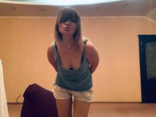 EllaPearlie