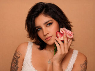 naughty camgirl masturbating AlexiaBanner