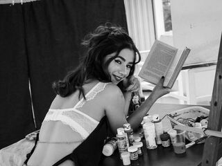 nude webcamgirl pic AnnieClay