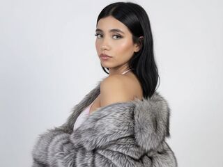 camslut fingering shaved pussy EmyDilucas