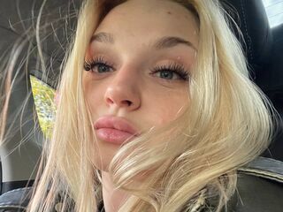cam girl masturbating with vibrator JinEvjen