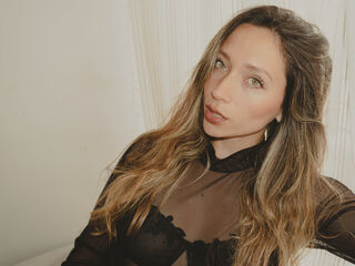 fingering girl chat LaurentBelluci