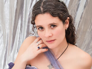 fingering girl chatroom LiiaCrowns