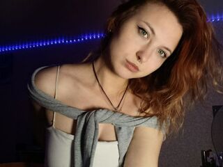 erotic webcam MaudieTuttle