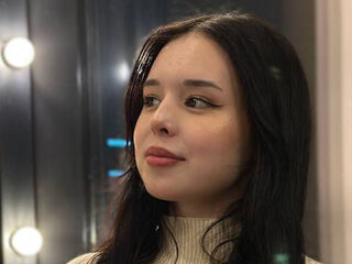 sexy live webcam girl MikiPellon