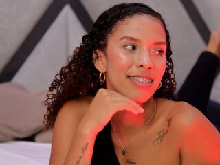 naughty camwhore NicoleBakker