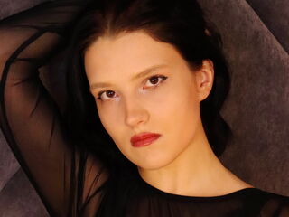 hot video chat RowenBenson