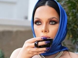 live webcam performer VictoriaMinha