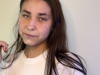 free chat room AngelaDefelice