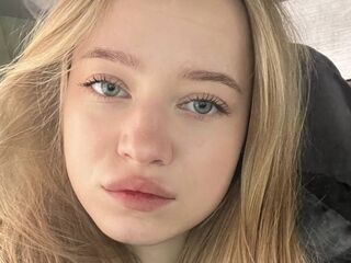 free live chatroom CarmelVansciver