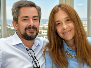 naked cam girl sucking cock AlexeSofia