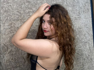 golden shower cam LiaMarcellinen