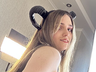 naked webcamgirl video AaliceWalter