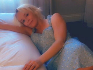 naughty cam girl picture AbbeyLynne
