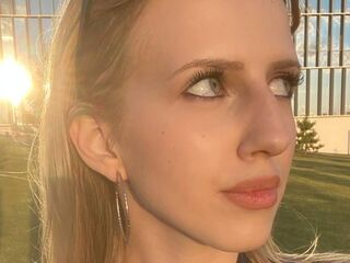 sexwebcam picture AishaSpringstead