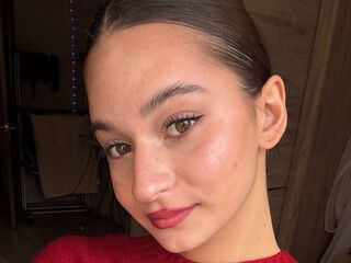 nude webcamgirl AlisenBrown