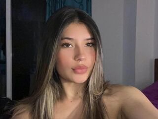 cam girl playing with vibrator AmberBernal