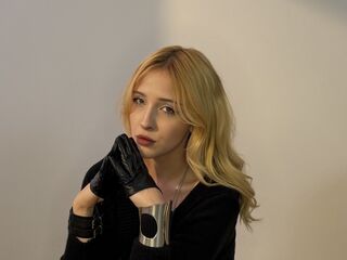 fingering cam girl video AmeliaHatta