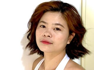 masturbating webcam girl AmoraVera