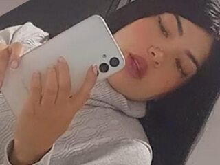fingering webcam girl AmyMartins