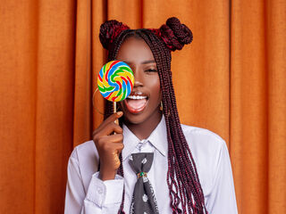 fingering cam girl AniahMoon