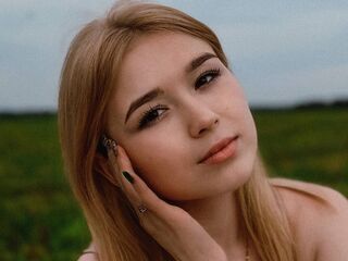 cam girl playing with sextoy AnnieMounten