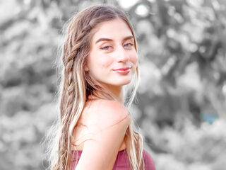 camwhore masturbating with dildo AnyaKursov