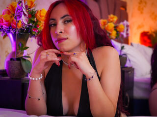 beautiful camgirl AnyaUlsen