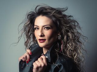 hot webcam photo AryTorres