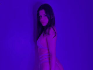 chatroom webcam photo AstridVelle