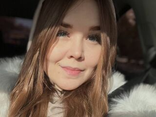 masturbating cam girl BellaWildes
