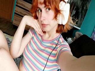 girl CarinSoley