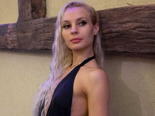 girl cam naked CathiGetsinger