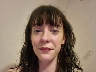 camwhore masturbating with vibrator CharlotteAnne