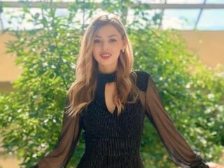 free livecam CharlotteReimer
