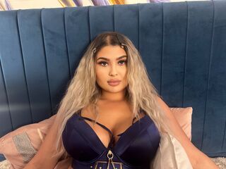 cam whore ChloeBellamie