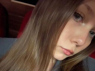 fingering camgirl CleliaGuynup