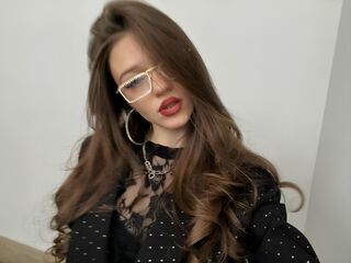 masturbating webcam girl ClementinePembe