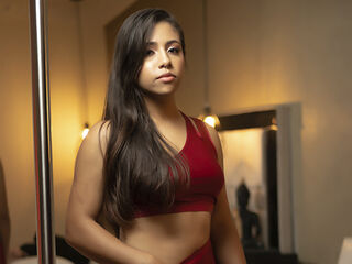 naked camgirl photo CloheBell