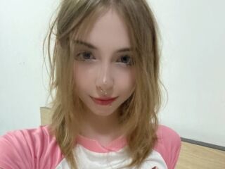 camslut DaniGlow