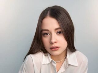 naked cam girl masturbating with vibrator DanielleGrovier