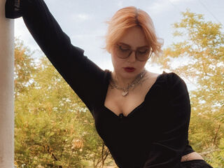 live striptease DarnellSehorn