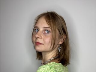 adultcam DenniseVerso