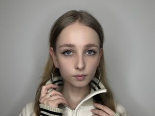 chat room photo DessieBusche