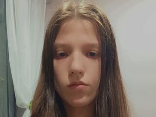 camwhore spreading pussy DiedreRowls