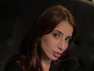 cam girl masturbating with vibrator DonnettaKottman