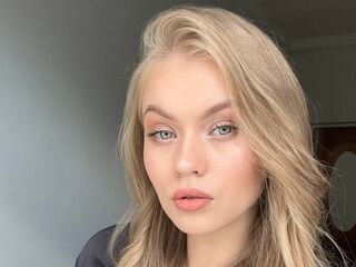 live cam girl photo ElaraBrooks