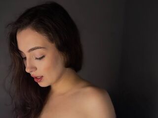 camslut spreading pussy ElaraEden
